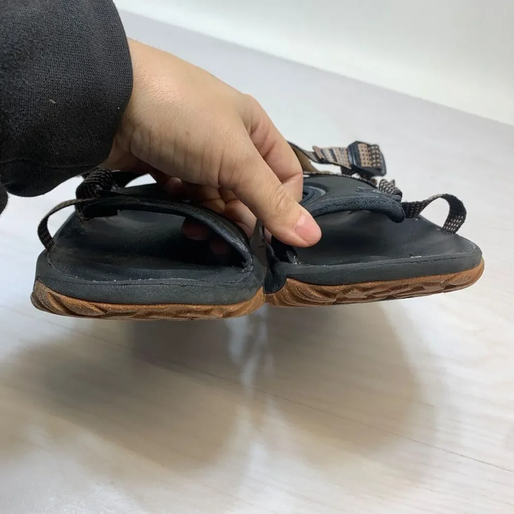 Nike oneonta strap